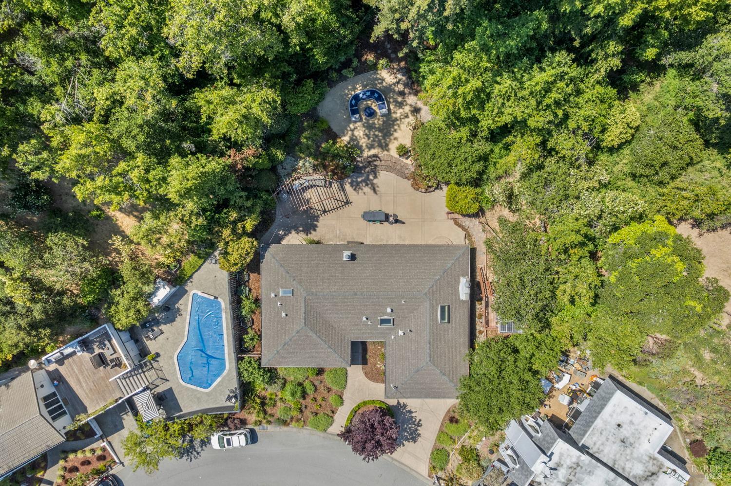 Detail Gallery Image 35 of 37 For 71 Convent Ct, San Rafael,  CA 94901 - 3 Beds | 2 Baths