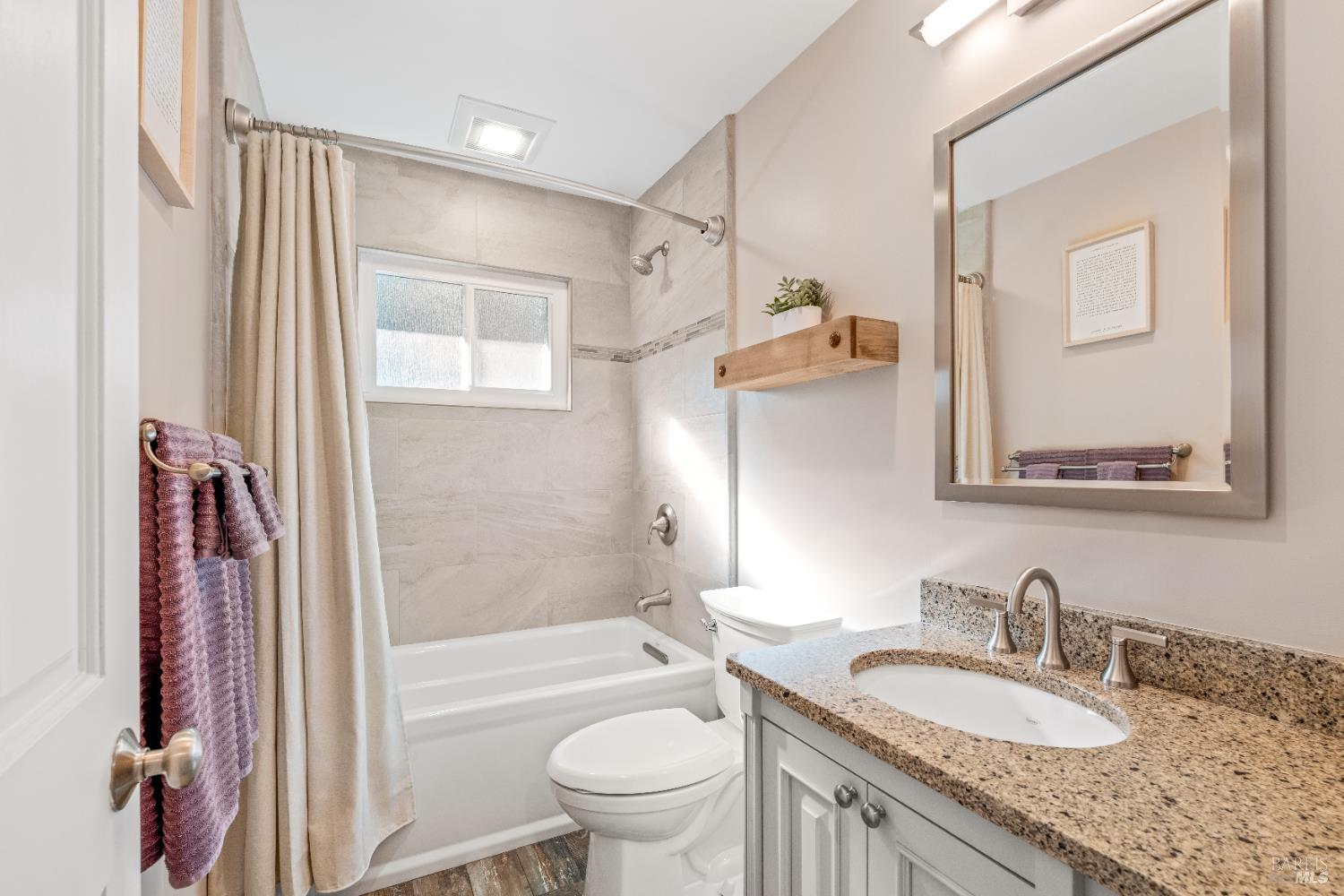 Detail Gallery Image 24 of 37 For 71 Convent Ct, San Rafael,  CA 94901 - 3 Beds | 2 Baths