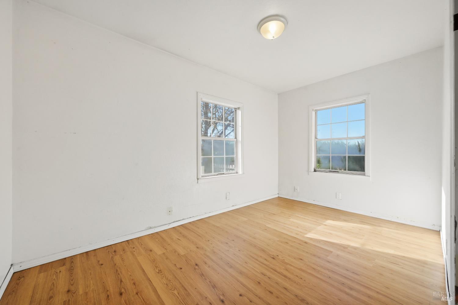 Detail Gallery Image 17 of 31 For 1677 Hearn Ave, Santa Rosa,  CA 95407 - 2 Beds | 1 Baths