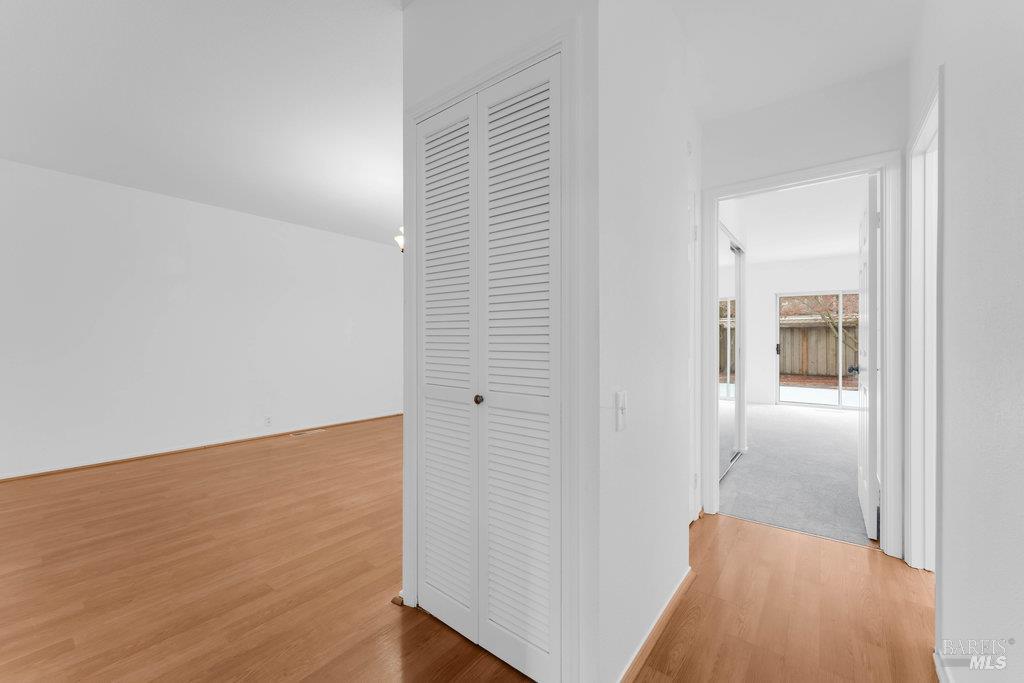 Detail Gallery Image 39 of 58 For 135 Koch Rd, Corte Madera,  CA 94925 - 2 Beds | 2 Baths