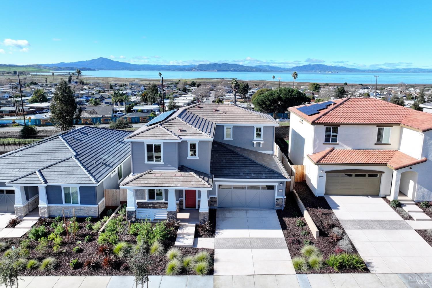 Detail Gallery Image 5 of 89 For 4107 Markovich Ct, San Pablo,  CA 94806 - 4 Beds | 3 Baths