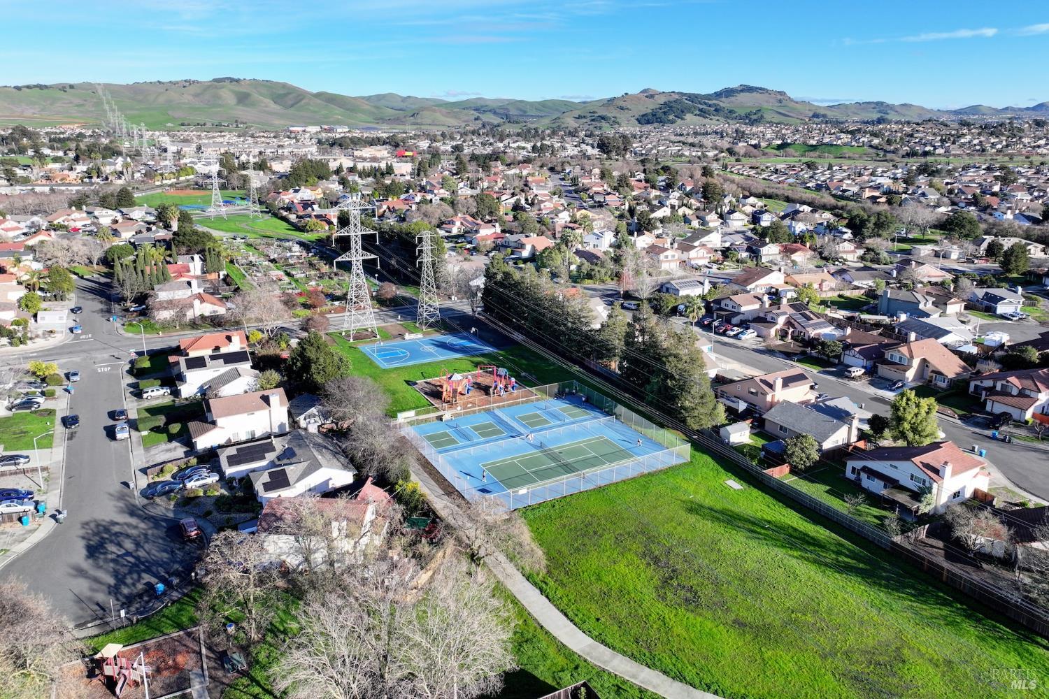 Detail Gallery Image 80 of 83 For 401 Northampton Dr, American Canyon,  CA 94503 - 4 Beds | 3 Baths