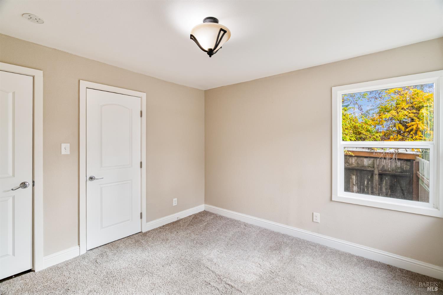 Detail Gallery Image 12 of 22 For 2136 Franklin Ave, Santa Rosa,  CA 95404 - 3 Beds | 2 Baths