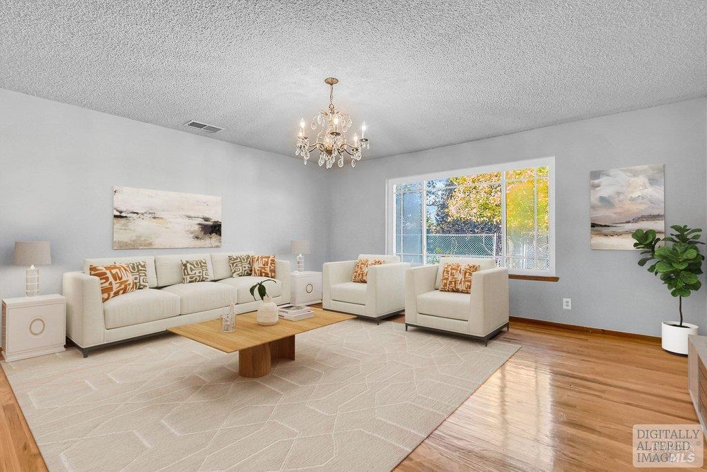 Detail Gallery Image 9 of 54 For 737 Linwood St, Vacaville,  CA 95688 - 3 Beds | 2 Baths