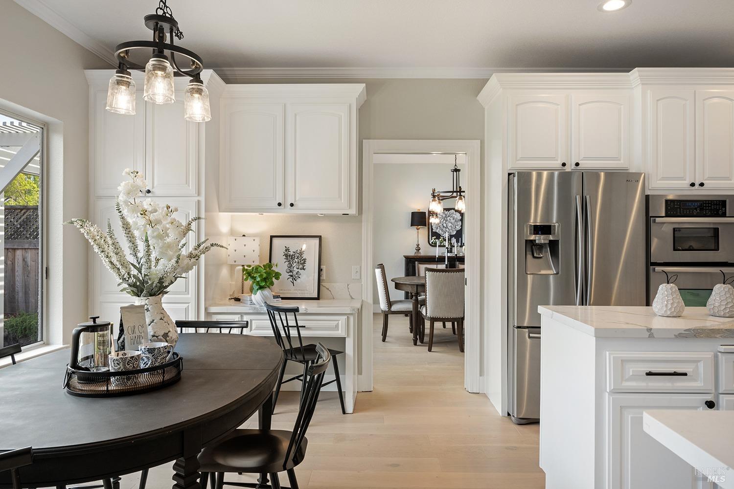 Detail Gallery Image 13 of 44 For 5426 Spring Lake Ct, Santa Rosa,  CA 95409 - 5 Beds | 3 Baths