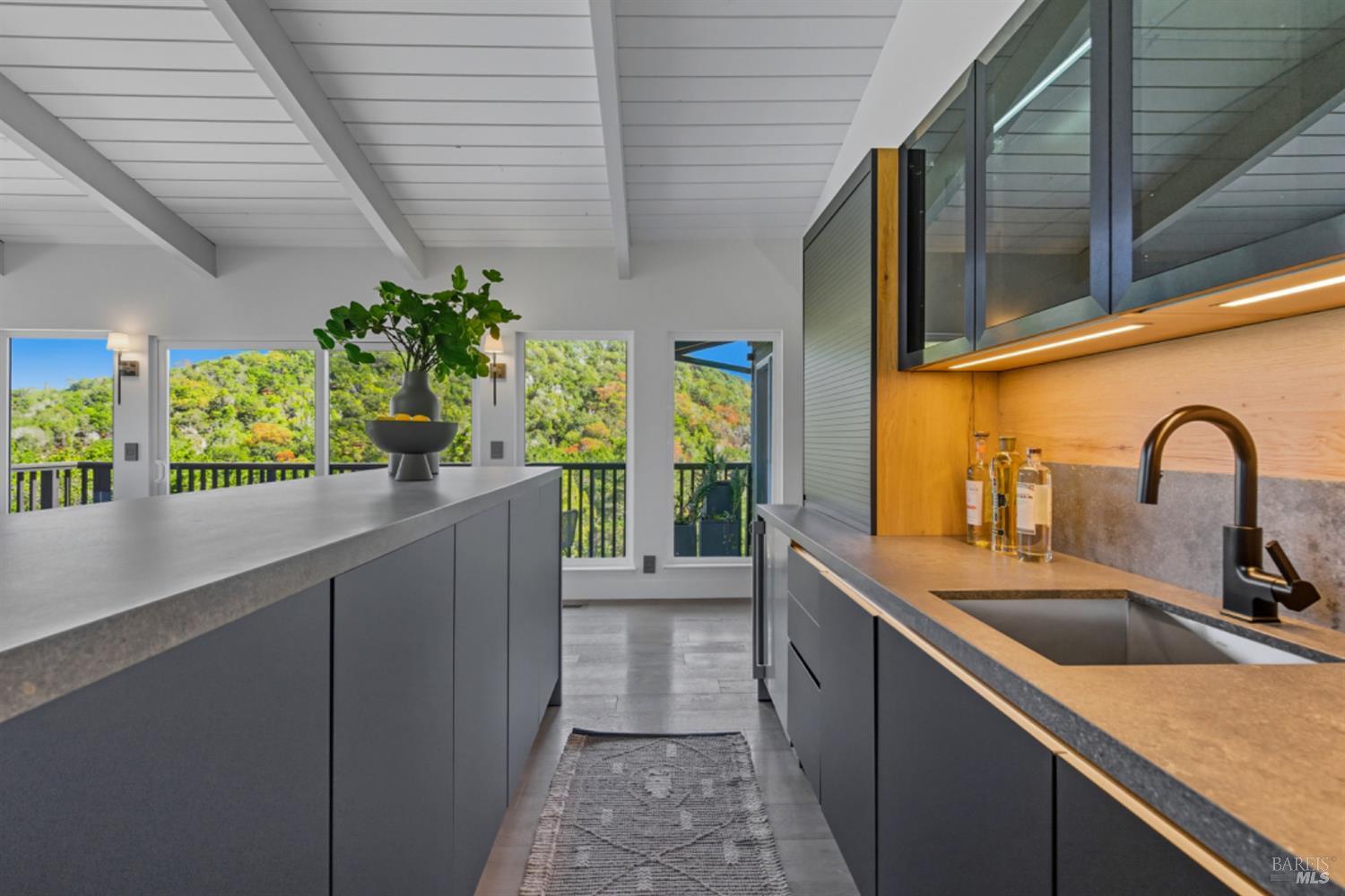 Detail Gallery Image 12 of 78 For 80 Pinto Ln, Novato,  CA 94947 - 4 Beds | 2/1 Baths