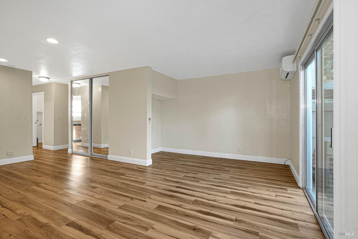 Detail Gallery Image 24 of 50 For 900 Southampton Rd #24,  Benicia,  CA 94510 - 3 Beds | 1/1 Baths