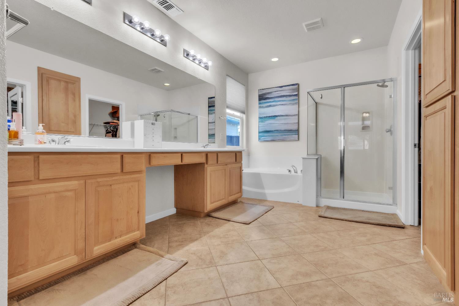 Detail Gallery Image 25 of 45 For 1120 Bello Dr, Dixon,  CA 95620 - 4 Beds | 2/1 Baths