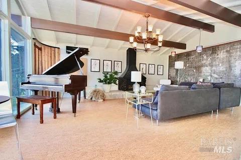 Detail Gallery Image 6 of 53 For 3835 Oak Glen Dr, Santa Rosa,  CA 95404 - 3 Beds | 2/1 Baths