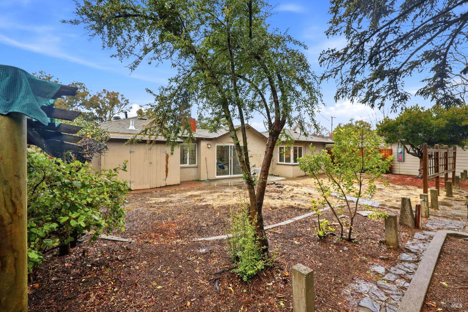 Detail Gallery Image 17 of 20 For 2132 Geary Dr, Santa Rosa,  CA 95404 - 2 Beds | 2 Baths