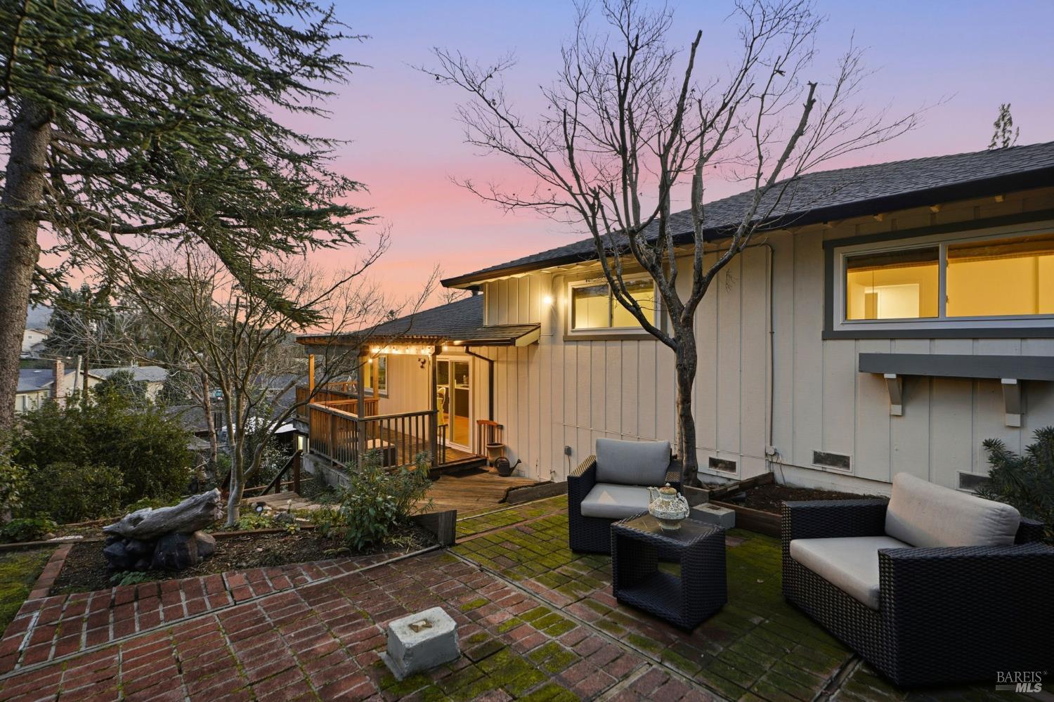 Detail Gallery Image 46 of 68 For 1814 Saint Francis Rd, Santa Rosa,  CA 95409 - 3 Beds | 2 Baths