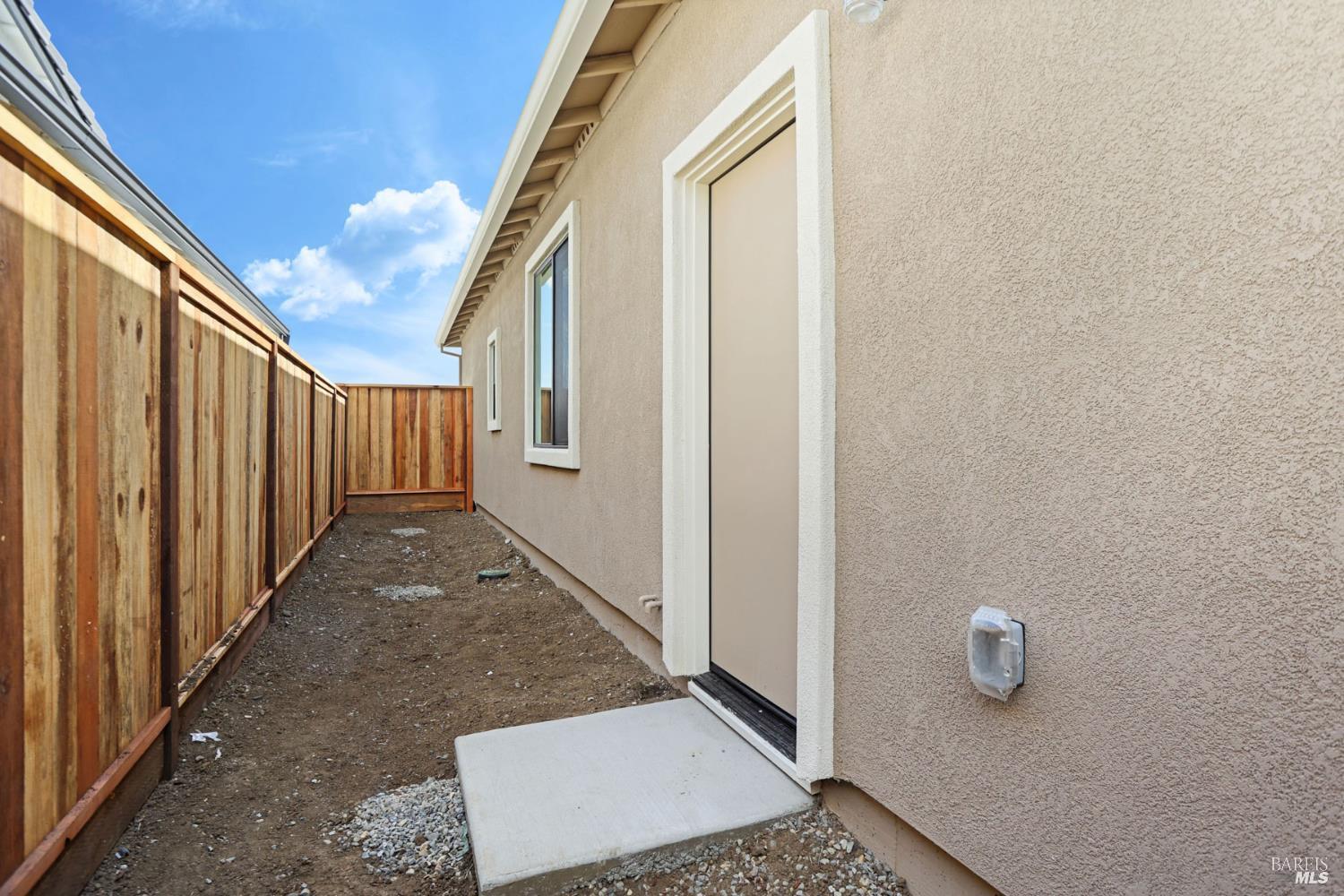 Detail Gallery Image 35 of 37 For 713 Billhook Dr, Vacaville,  CA 95687 - 4 Beds | 2/1 Baths