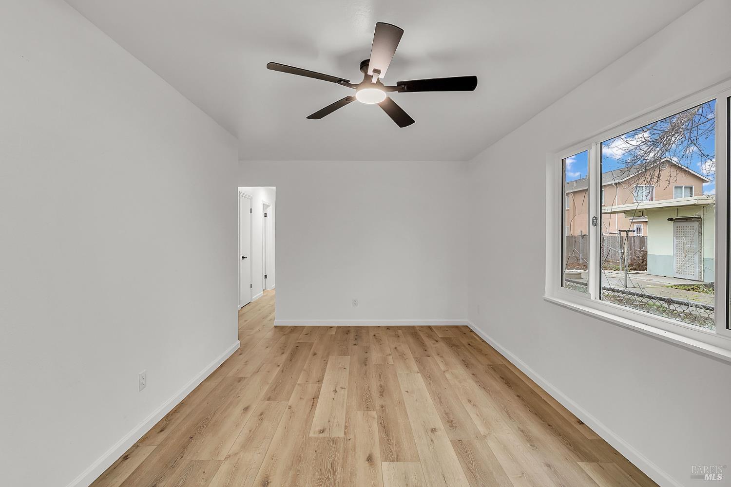 Detail Gallery Image 7 of 21 For 1517 2nd St, Richmond,  CA 94801 - 3 Beds | 1 Baths