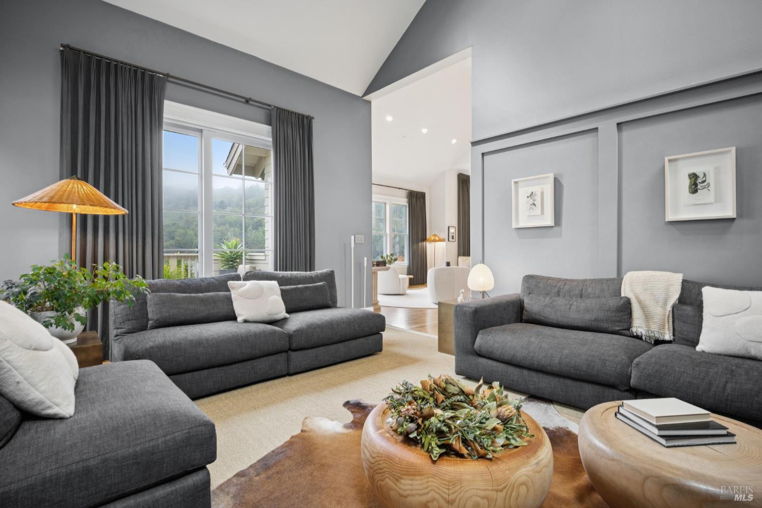 Detail Gallery Image 20 of 53 For 39 Baywood Ter, San Rafael,  CA 94901 - 4 Beds | 2/1 Baths