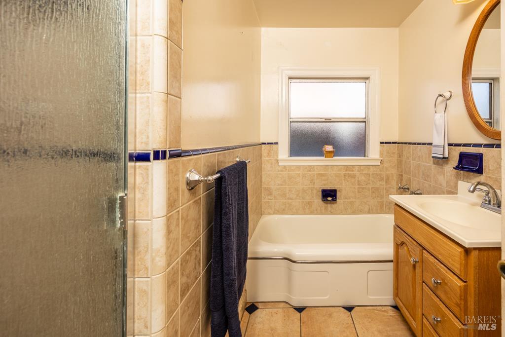Detail Gallery Image 14 of 26 For 165 Luce Ave, Ukiah,  CA 95482 - 2 Beds | 1 Baths