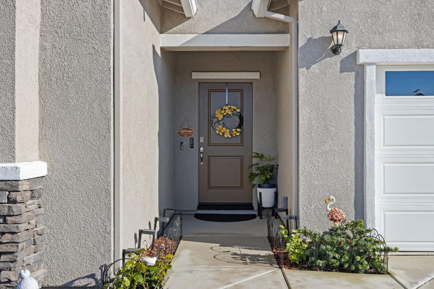 Detail Gallery Image 3 of 52 For 525 Fruit Tree Rd, Dixon,  CA 95620 - 3 Beds | 2 Baths