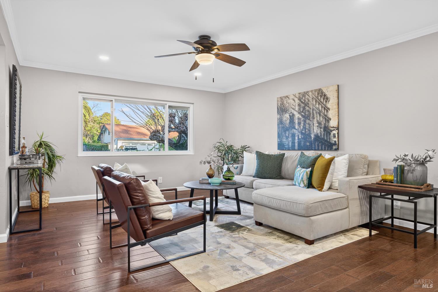 Detail Gallery Image 3 of 66 For 935 Mohr Ln, Concord,  CA 94518 - 3 Beds | 2 Baths