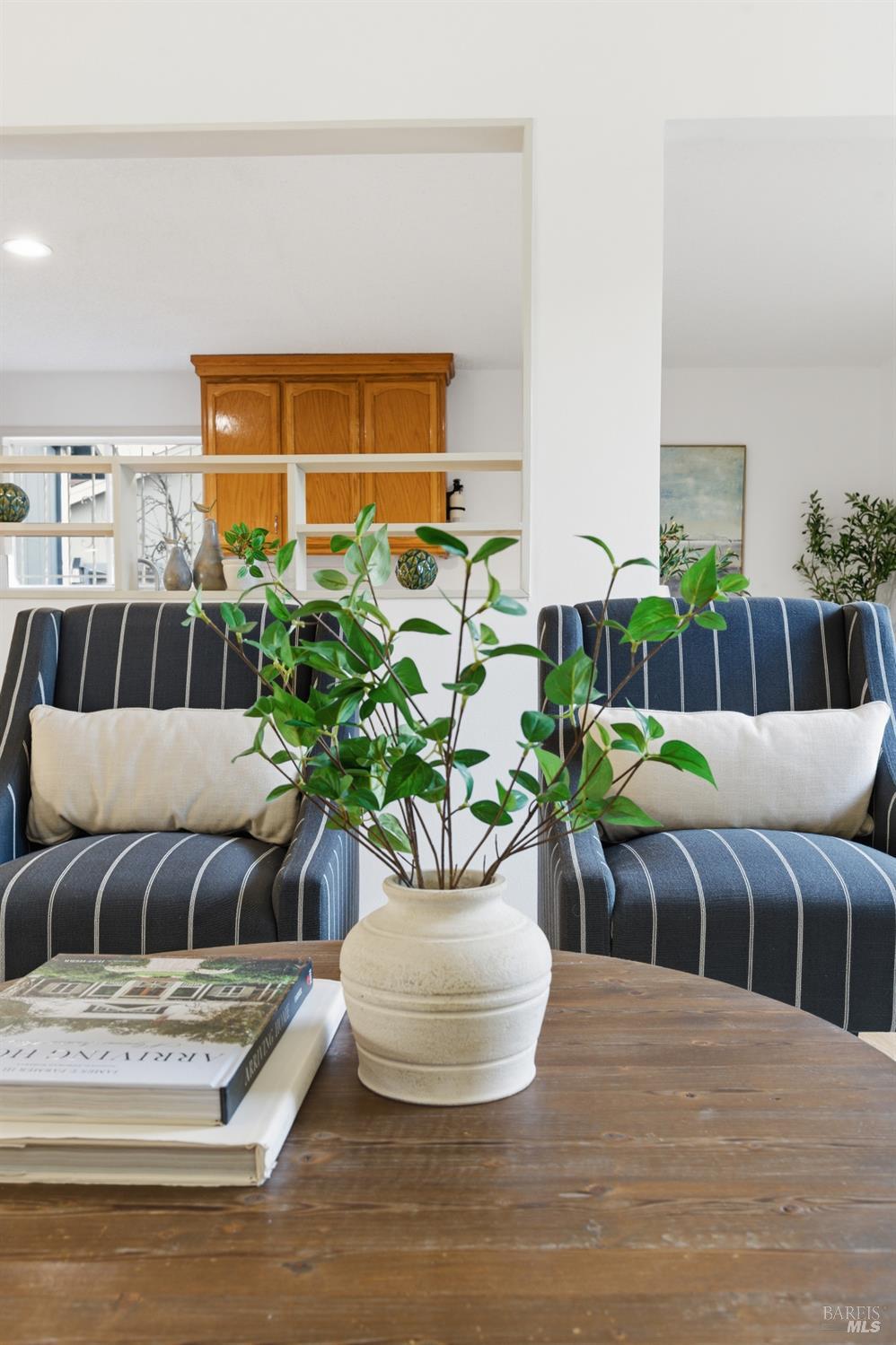 Detail Gallery Image 12 of 38 For 200 Evelyn Cir, Vallejo,  CA 94589 - 3 Beds | 2 Baths