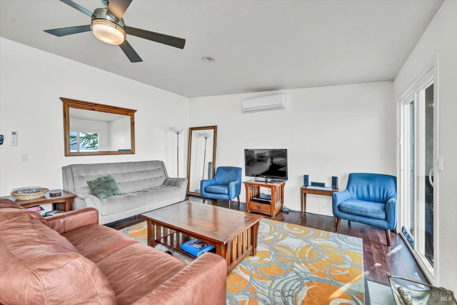 Detail Gallery Image 10 of 31 For 13624 Anderson Rd, Lower Lake,  CA 95457 - 3 Beds | 2 Baths