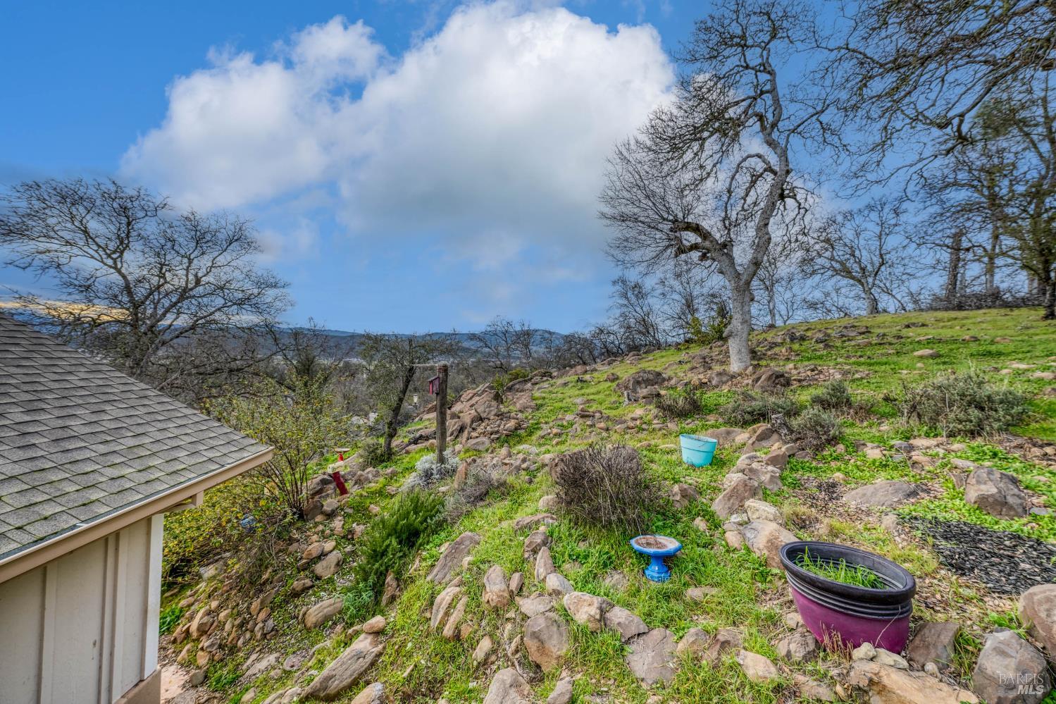 Detail Gallery Image 53 of 75 For 19429 Moon Ridge Rd, Hidden Valley Lake,  CA 95467 - 4 Beds | 2/1 Baths