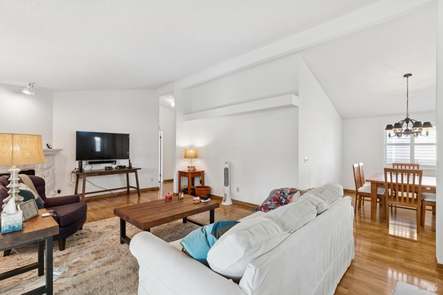 Detail Gallery Image 9 of 40 For 282 Paseo Bolivar Unkn, Sonoma,  CA 95476 - 2 Beds | 2 Baths