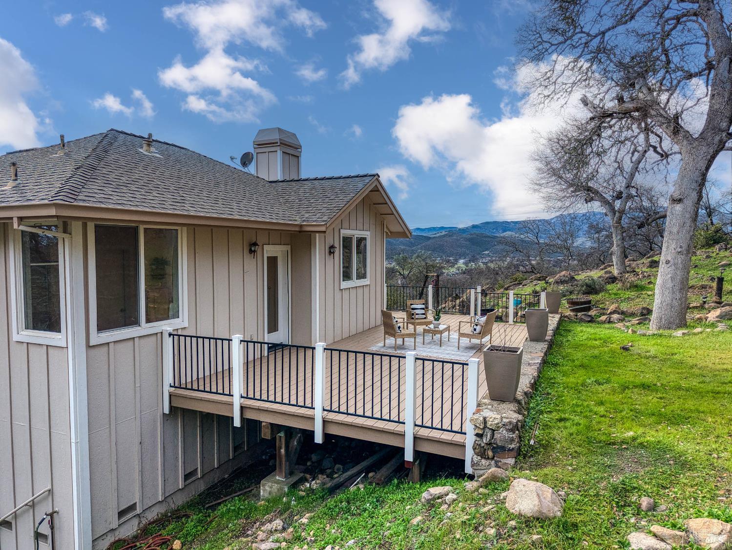 Detail Gallery Image 46 of 75 For 19429 Moon Ridge Rd, Hidden Valley Lake,  CA 95467 - 4 Beds | 2/1 Baths