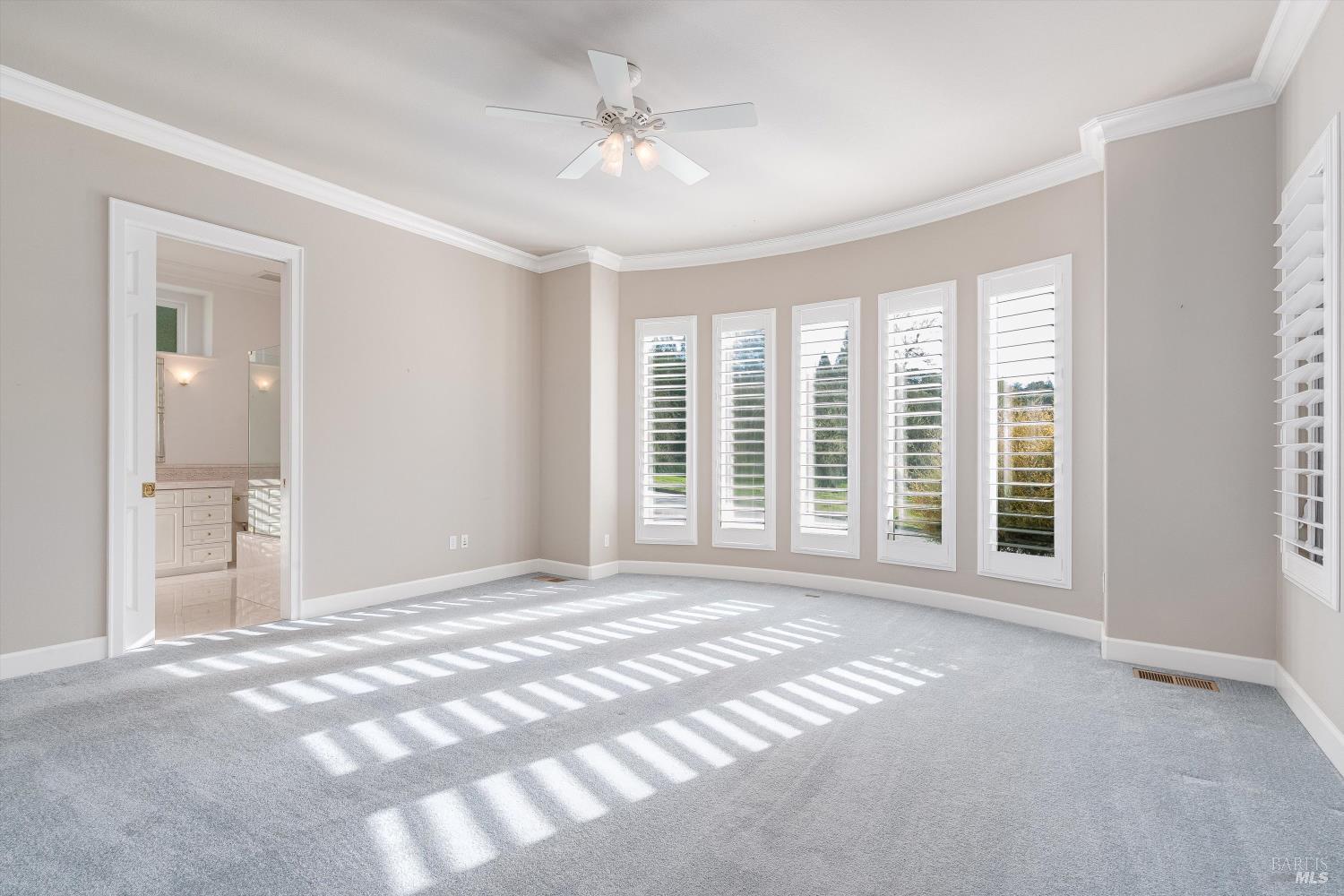 Detail Gallery Image 23 of 48 For 3557 Golf View Ter, Santa Rosa,  CA 95405 - 4 Beds | 3/1 Baths