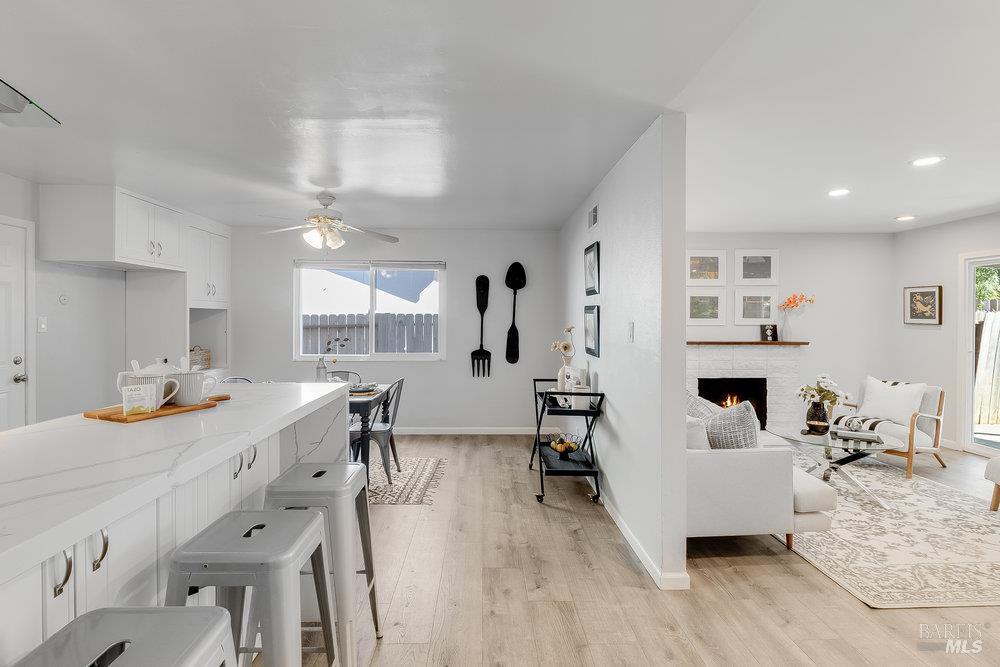 Detail Gallery Image 6 of 30 For 2626 Prestwick Ave, Concord,  CA 94519 - 4 Beds | 2 Baths