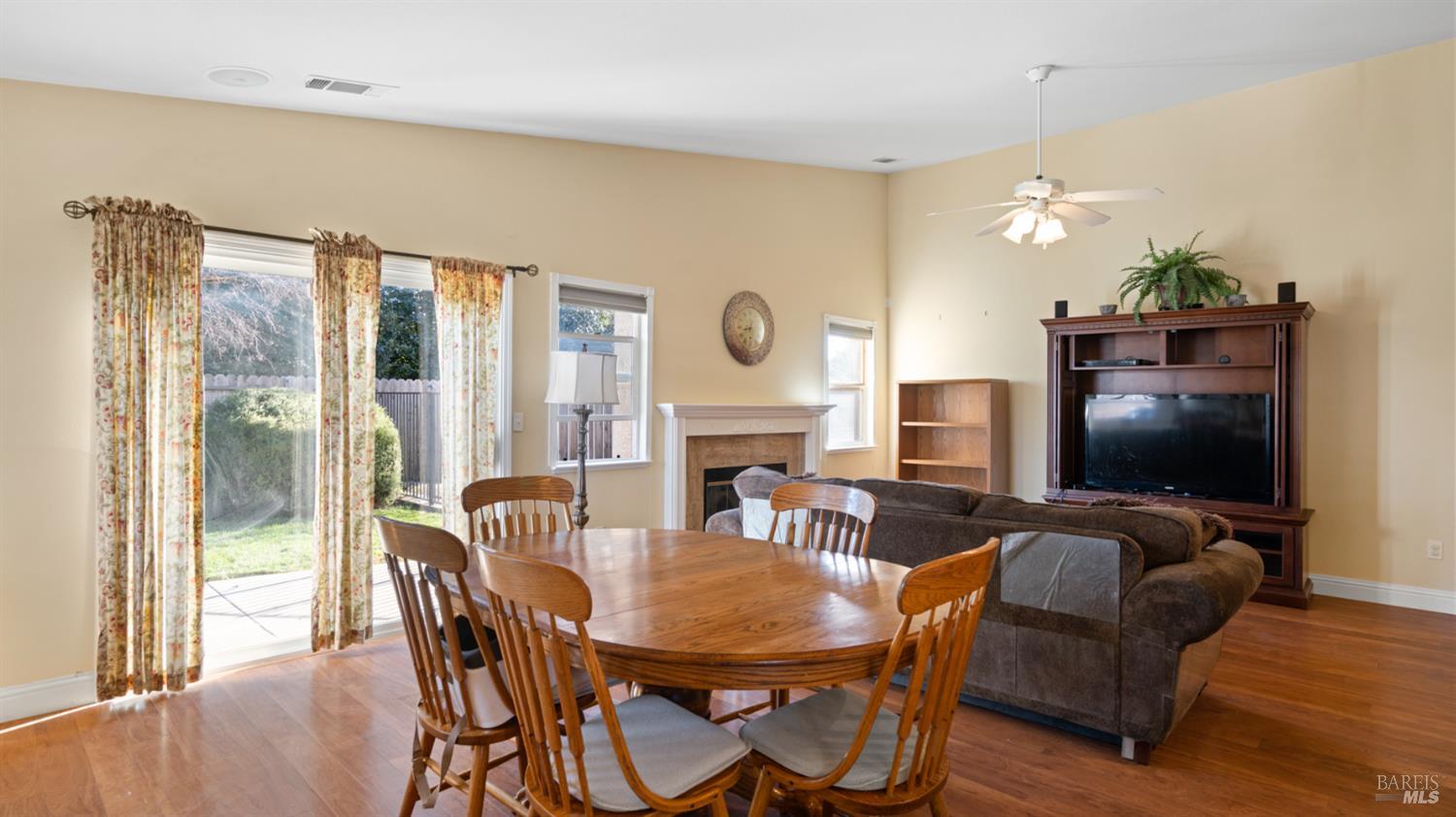 Detail Gallery Image 19 of 49 For 715 Wiegand Way, Dixon,  CA 95620 - 4 Beds | 2 Baths