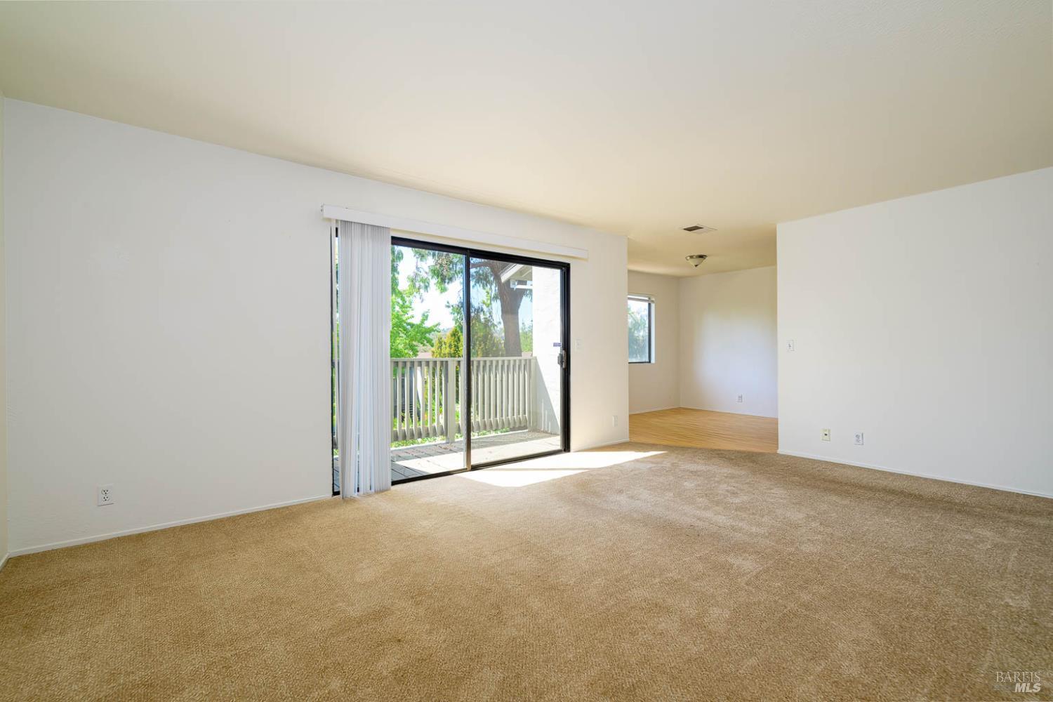 Front Image Thumbnail for BA326001239