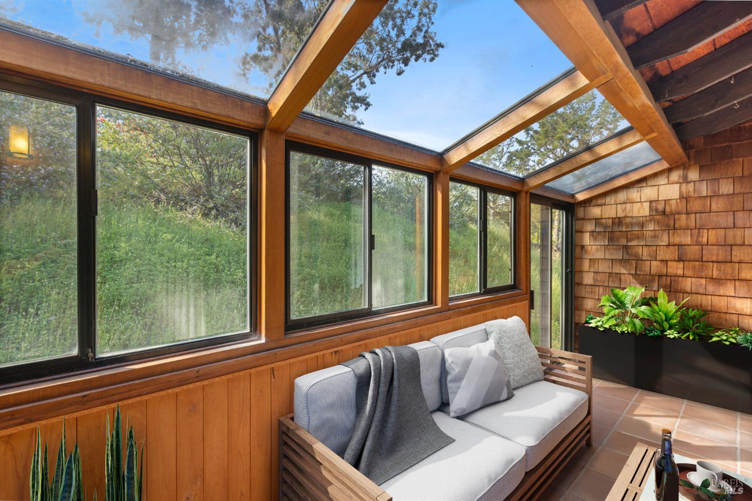 Detail Gallery Image 21 of 48 For 428 El Faisan Dr, San Rafael,  CA 94903 - 2 Beds | 2 Baths