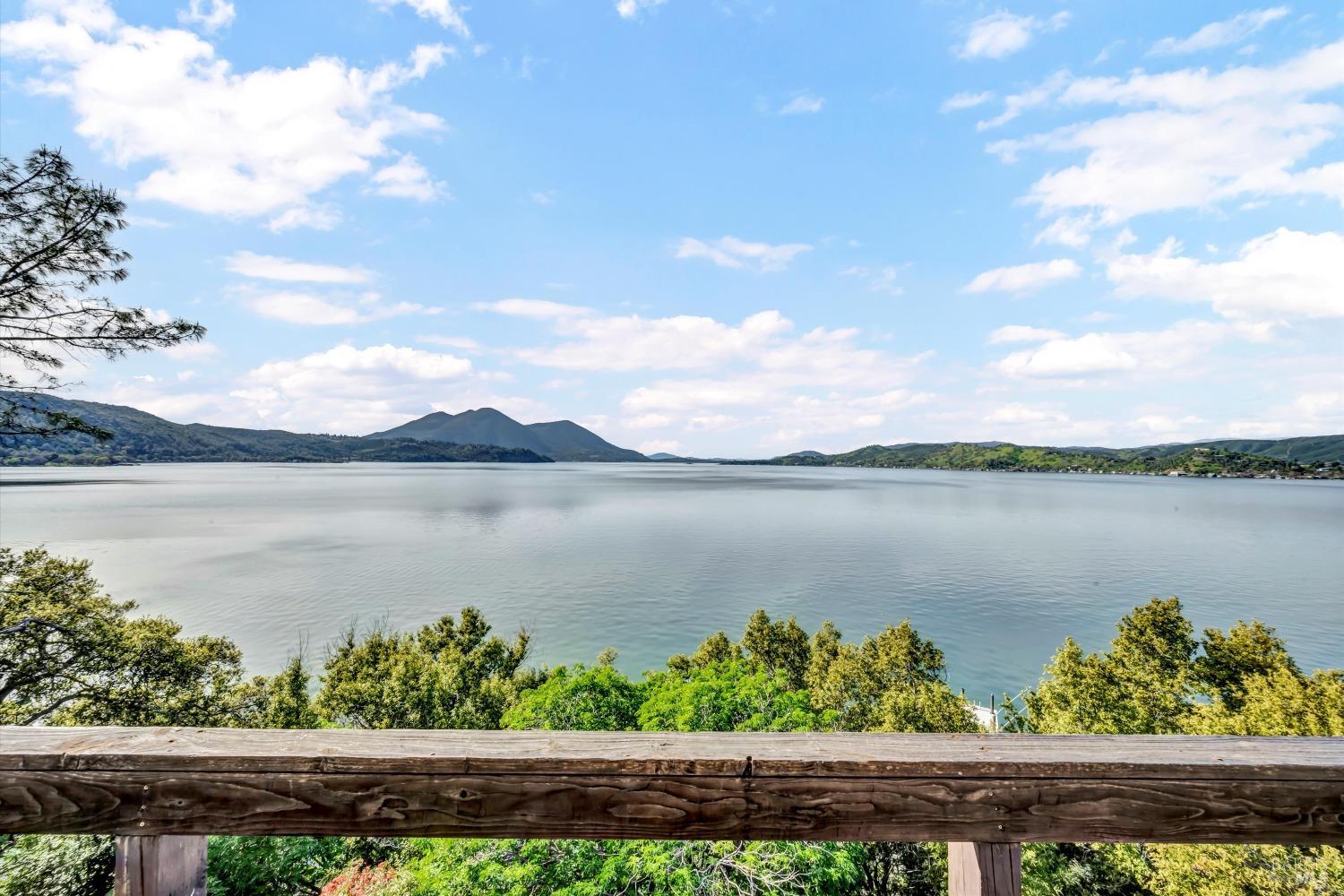 Detail Gallery Image 2 of 31 For 13624 Anderson Rd, Lower Lake,  CA 95457 - 3 Beds | 2 Baths