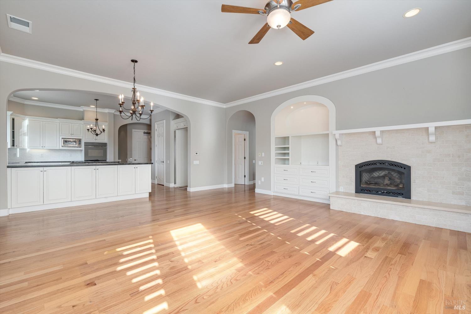 Detail Gallery Image 16 of 48 For 3557 Golf View Ter, Santa Rosa,  CA 95405 - 4 Beds | 3/1 Baths