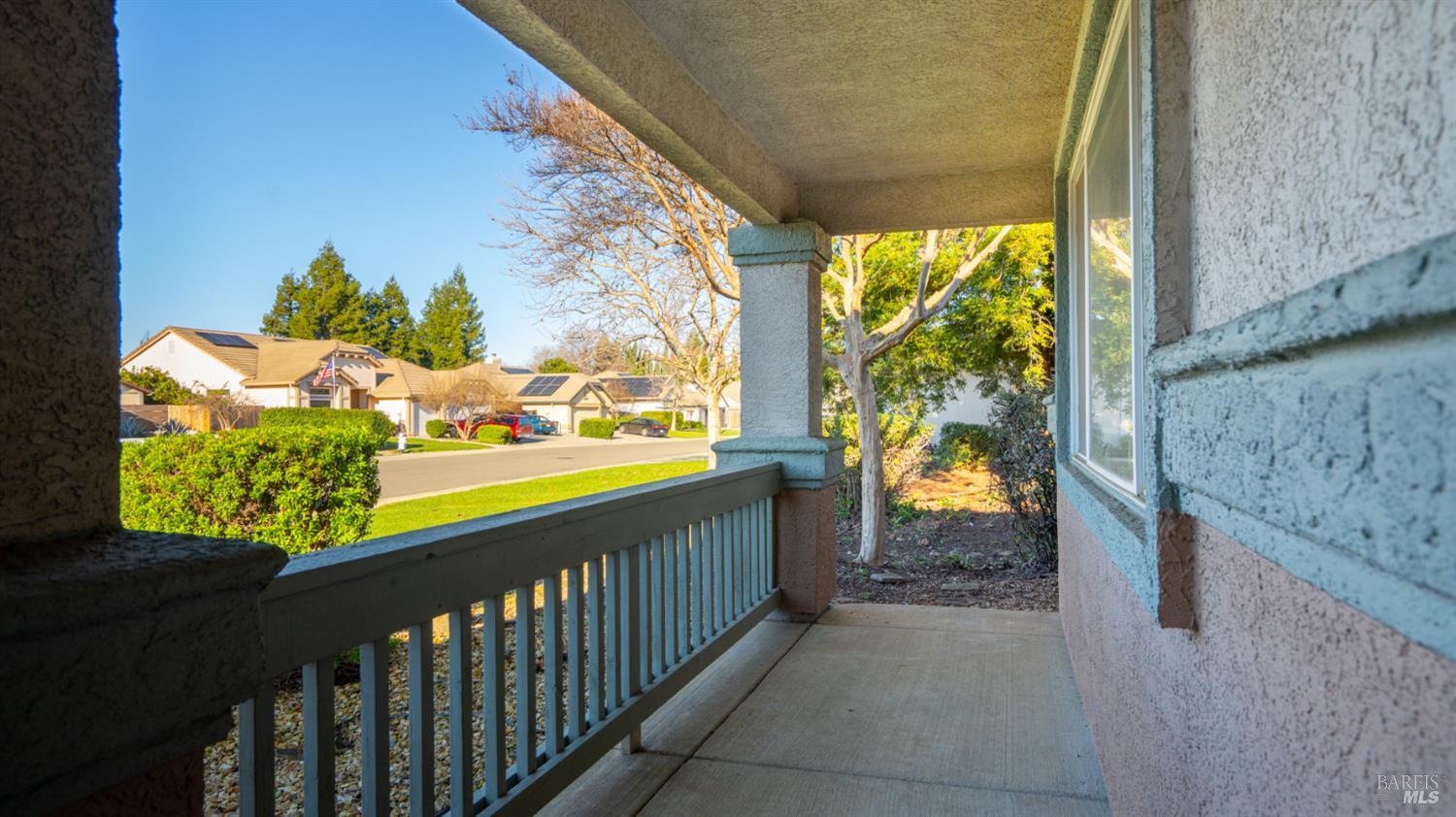 Detail Gallery Image 6 of 49 For 715 Wiegand Way, Dixon,  CA 95620 - 4 Beds | 2 Baths