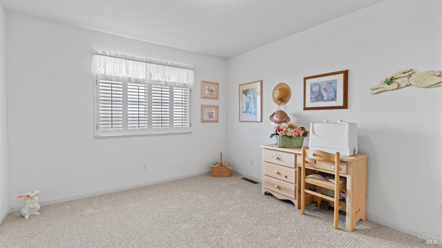 Detail Gallery Image 25 of 44 For 160 Lynd Way, Dixon,  CA 95620 - 3 Beds | 2/1 Baths