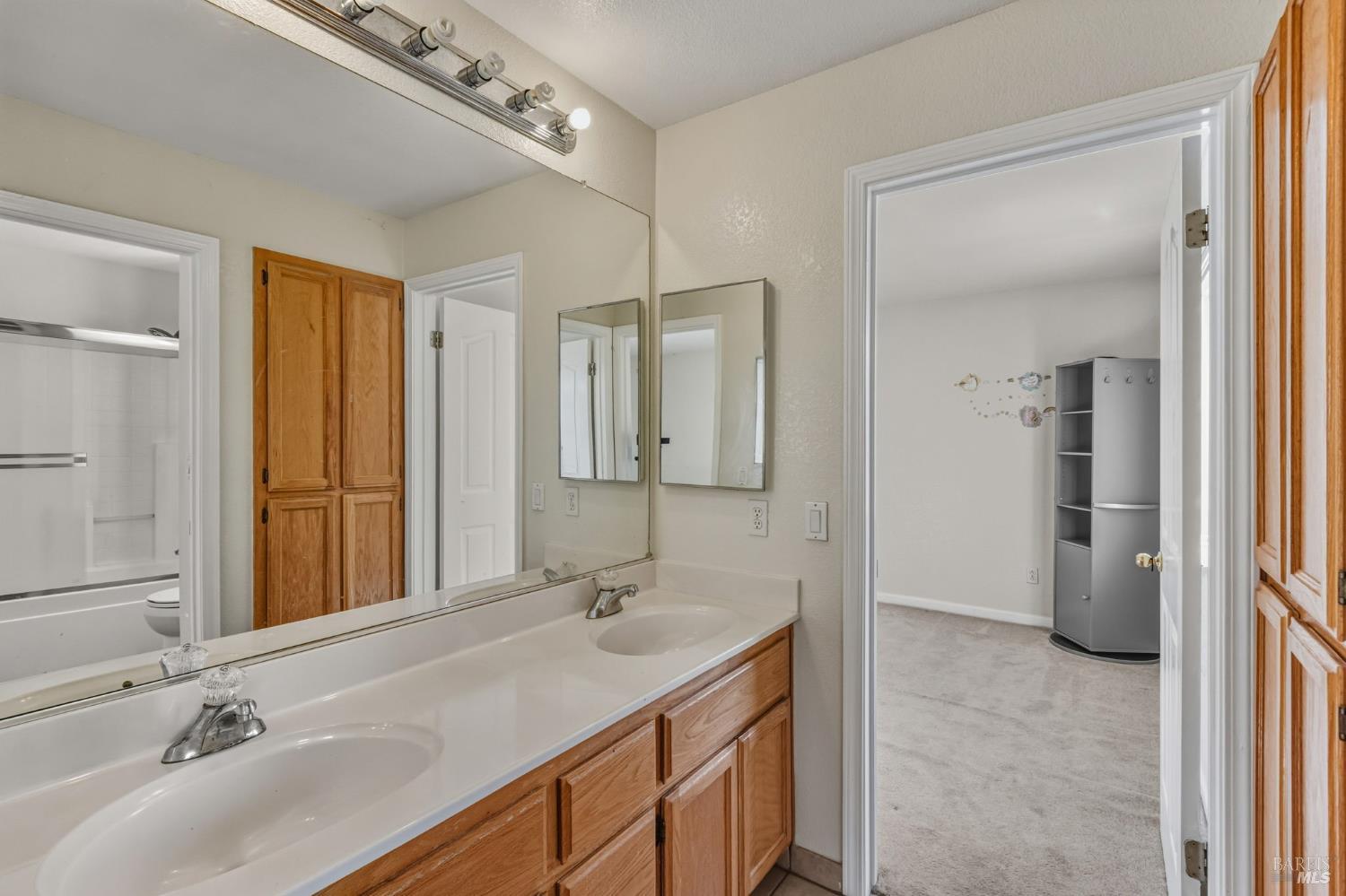 Detail Gallery Image 29 of 52 For 6996 Mortara Ct, Vallejo,  CA 94591 - 4 Beds | 3 Baths