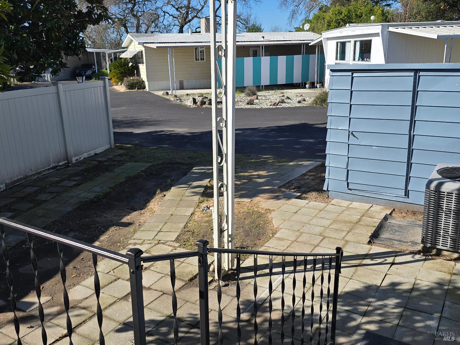 Detail Gallery Image 24 of 26 For 468 Colonial Park Dr, Santa Rosa,  CA 95403 - 2 Beds | 2 Baths