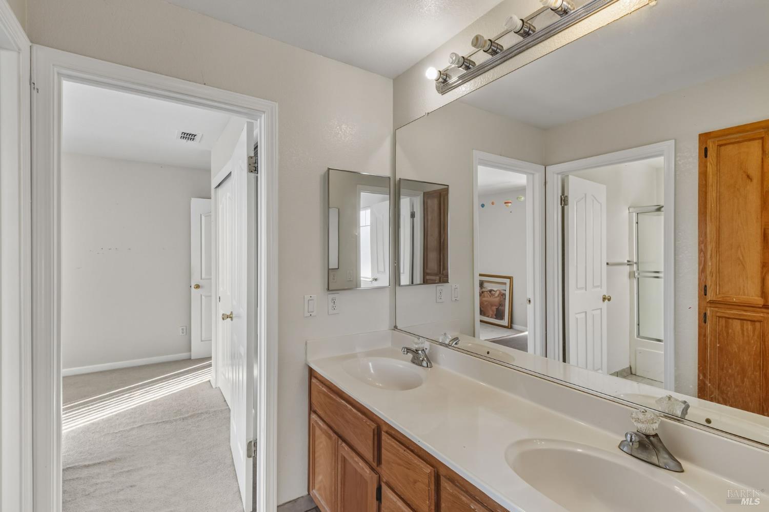 Detail Gallery Image 30 of 52 For 6996 Mortara Ct, Vallejo,  CA 94591 - 4 Beds | 3 Baths