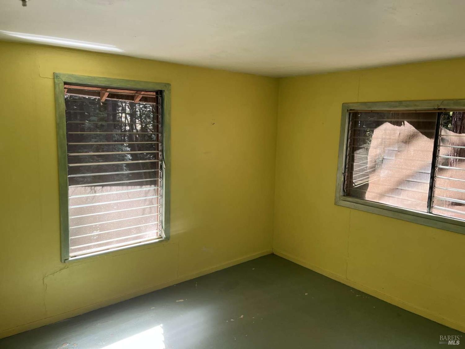 Detail Gallery Image 21 of 36 For 16125 Bittner Rd, Occidental,  CA 95465 - 4 Beds | 2 Baths