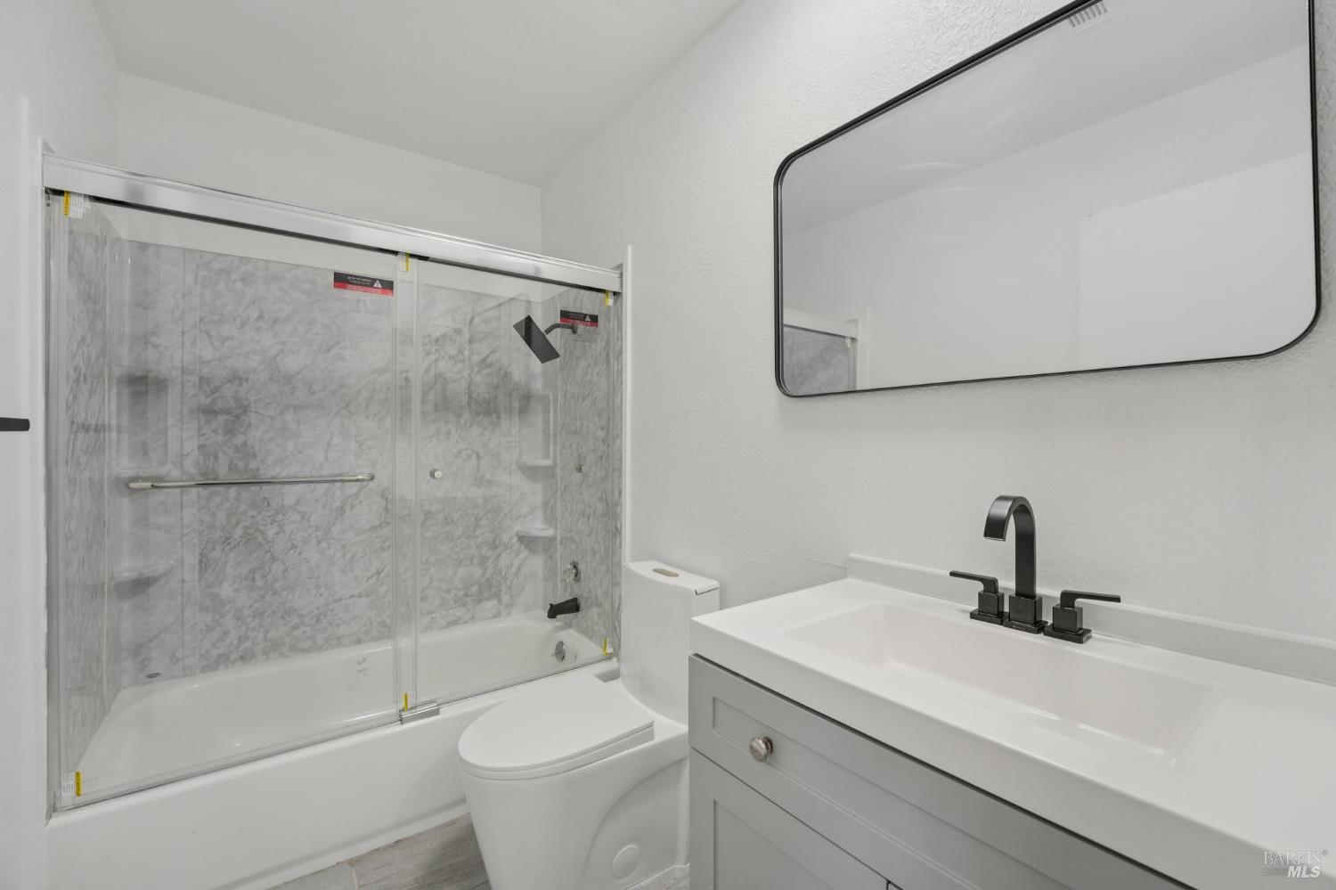 Detail Gallery Image 20 of 32 For 1109 Waxwing Dr, Suisun City,  CA 94585 - 4 Beds | 2/1 Baths