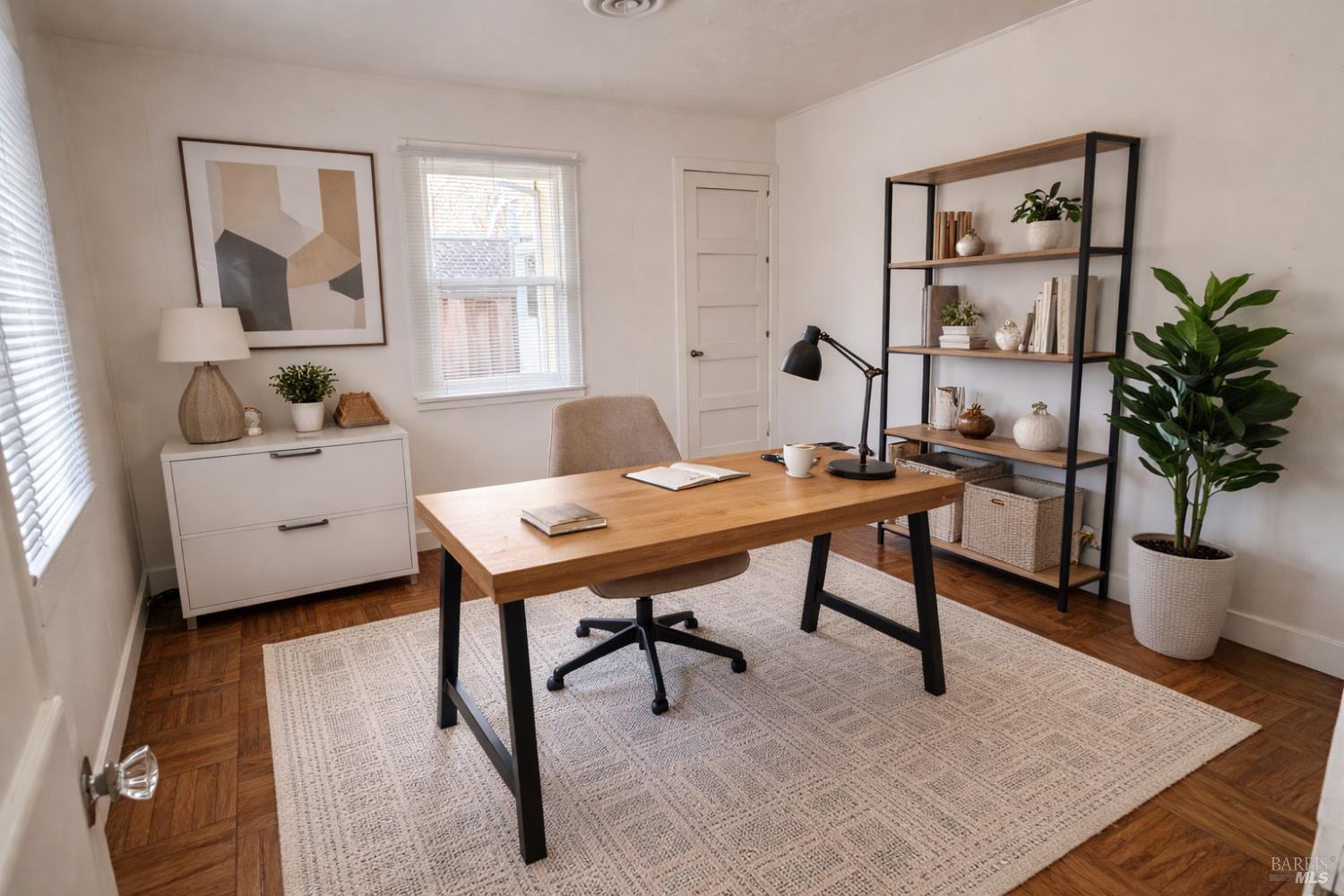 Detail Gallery Image 10 of 13 For 829 Hunt Ave a,  Saint Helena,  CA 94574 - 3 Beds | 2 Baths