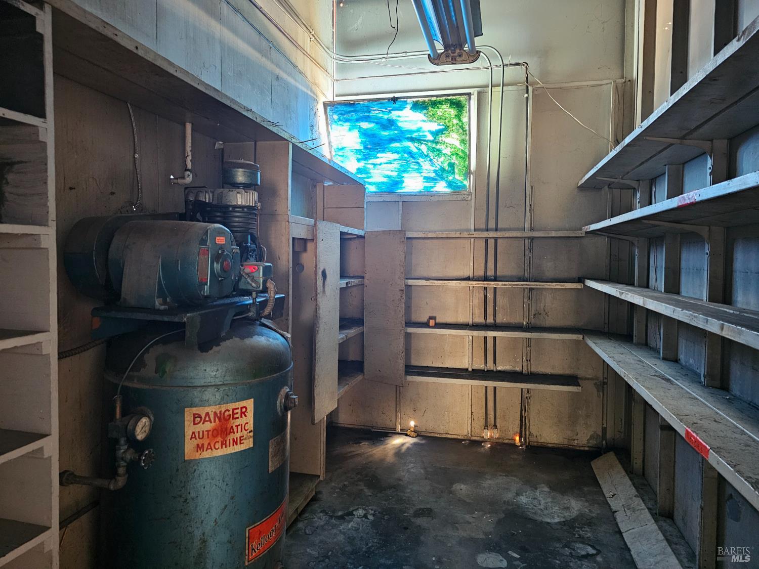 Detail Gallery Image 7 of 9 For 45010 Highway 101 Hwy, Laytonville,  CA 95454 - – Beds | – Baths