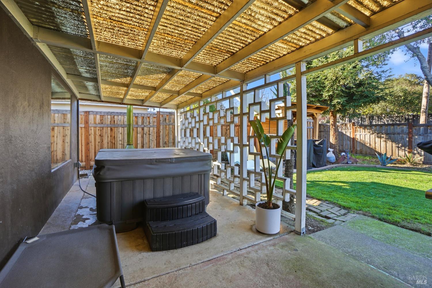 Detail Gallery Image 30 of 39 For 823 Shell Ave, Martinez,  CA 94553 - 3 Beds | 1 Baths