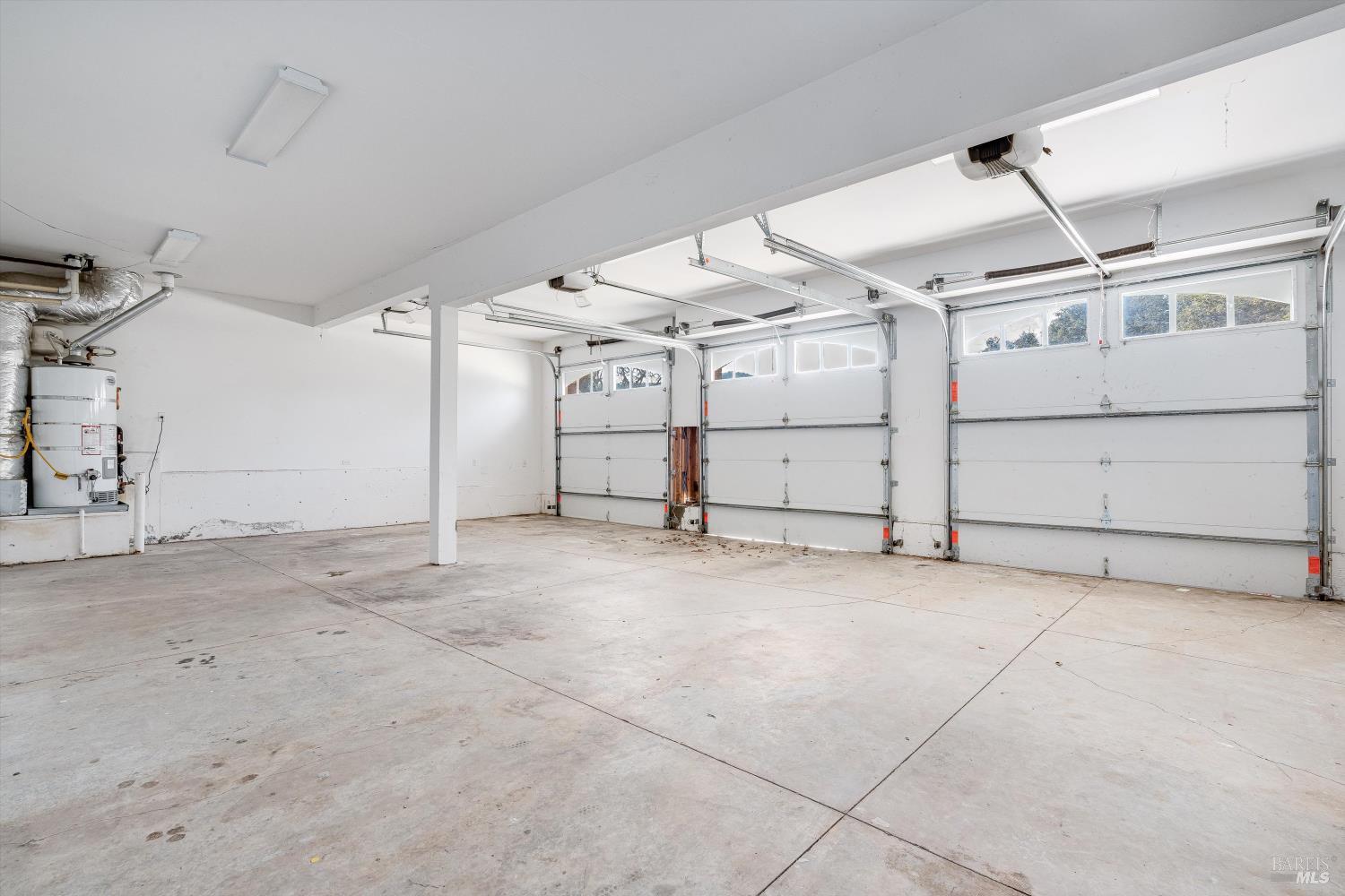 Detail Gallery Image 40 of 48 For 3557 Golf View Ter, Santa Rosa,  CA 95405 - 4 Beds | 3/1 Baths