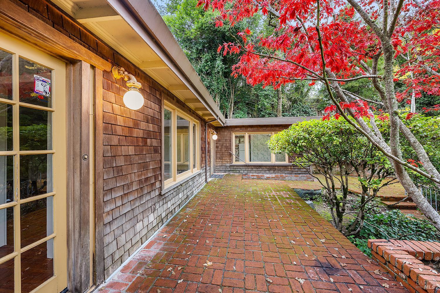 Detail Gallery Image 19 of 55 For 101 Laurel Grove Ave, Kentfield,  CA 94904 - 3 Beds | 2/1 Baths