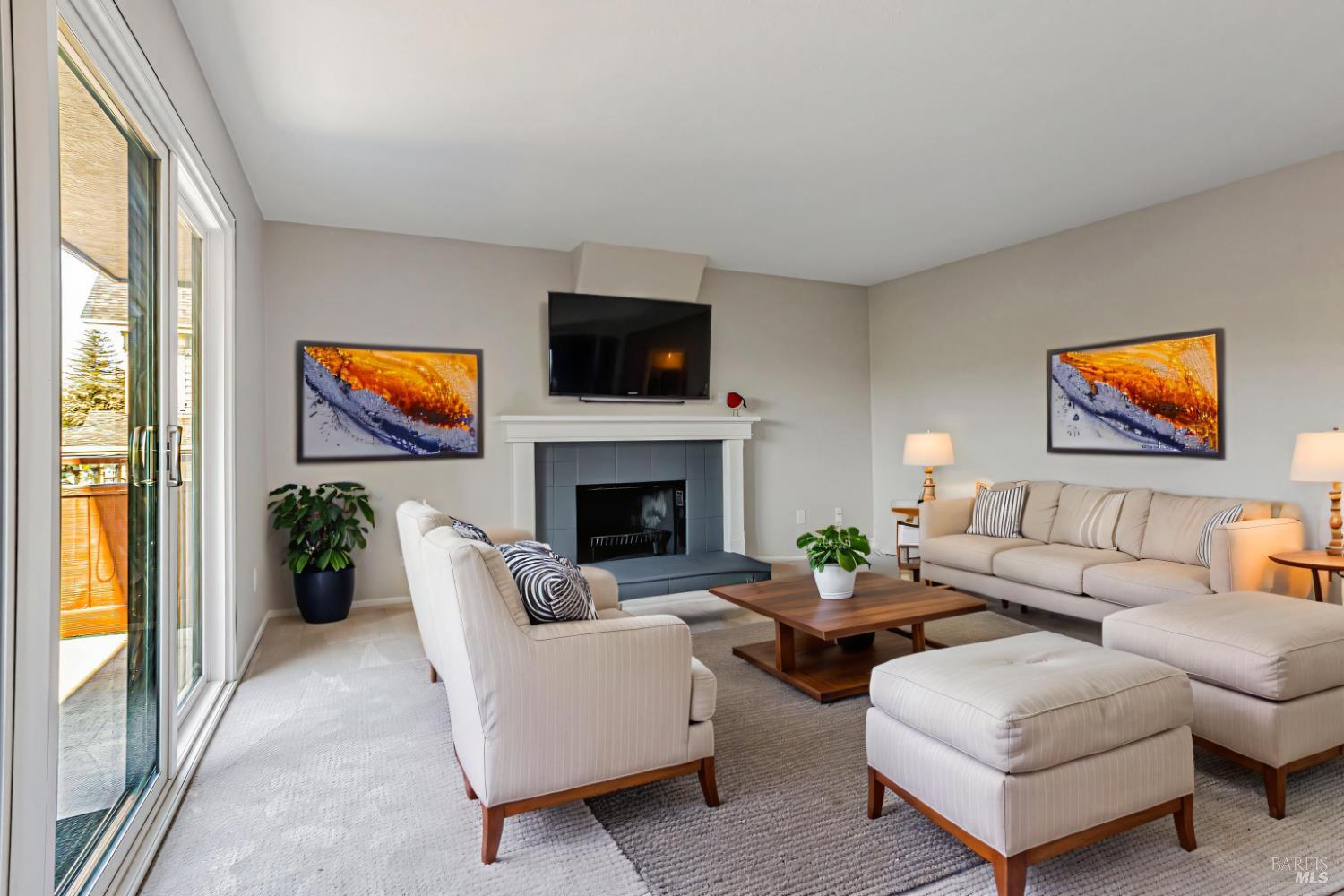 Detail Gallery Image 5 of 35 For 820 Mission Ave #7,  San Rafael,  CA 94901 - 1 Beds | 1 Baths