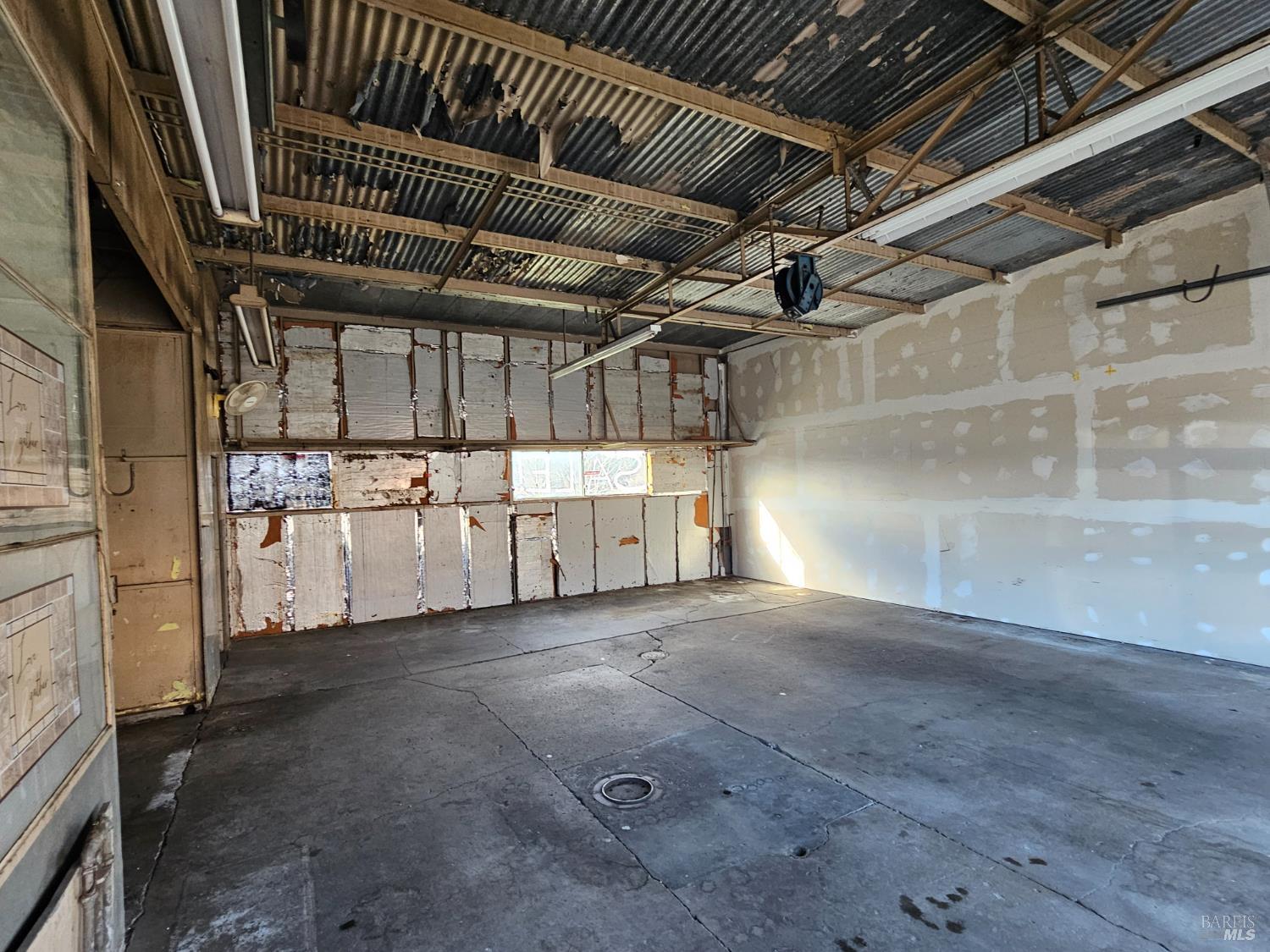 Detail Gallery Image 6 of 9 For 45010 Highway 101 Hwy, Laytonville,  CA 95454 - – Beds | – Baths