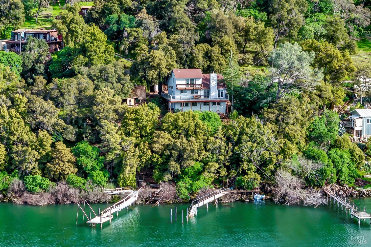 Detail Gallery Image 4 of 31 For 13624 Anderson Rd, Lower Lake,  CA 95457 - 3 Beds | 2 Baths