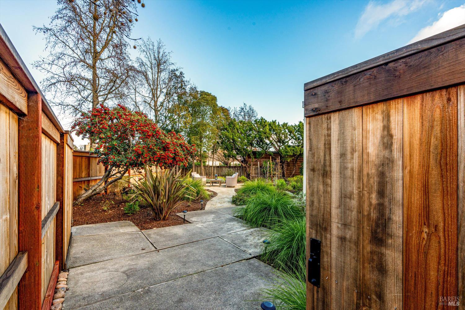 Detail Gallery Image 9 of 63 For 366 Avenida Barbera Unkn, Sonoma,  CA 95476 - 2 Beds | 2 Baths