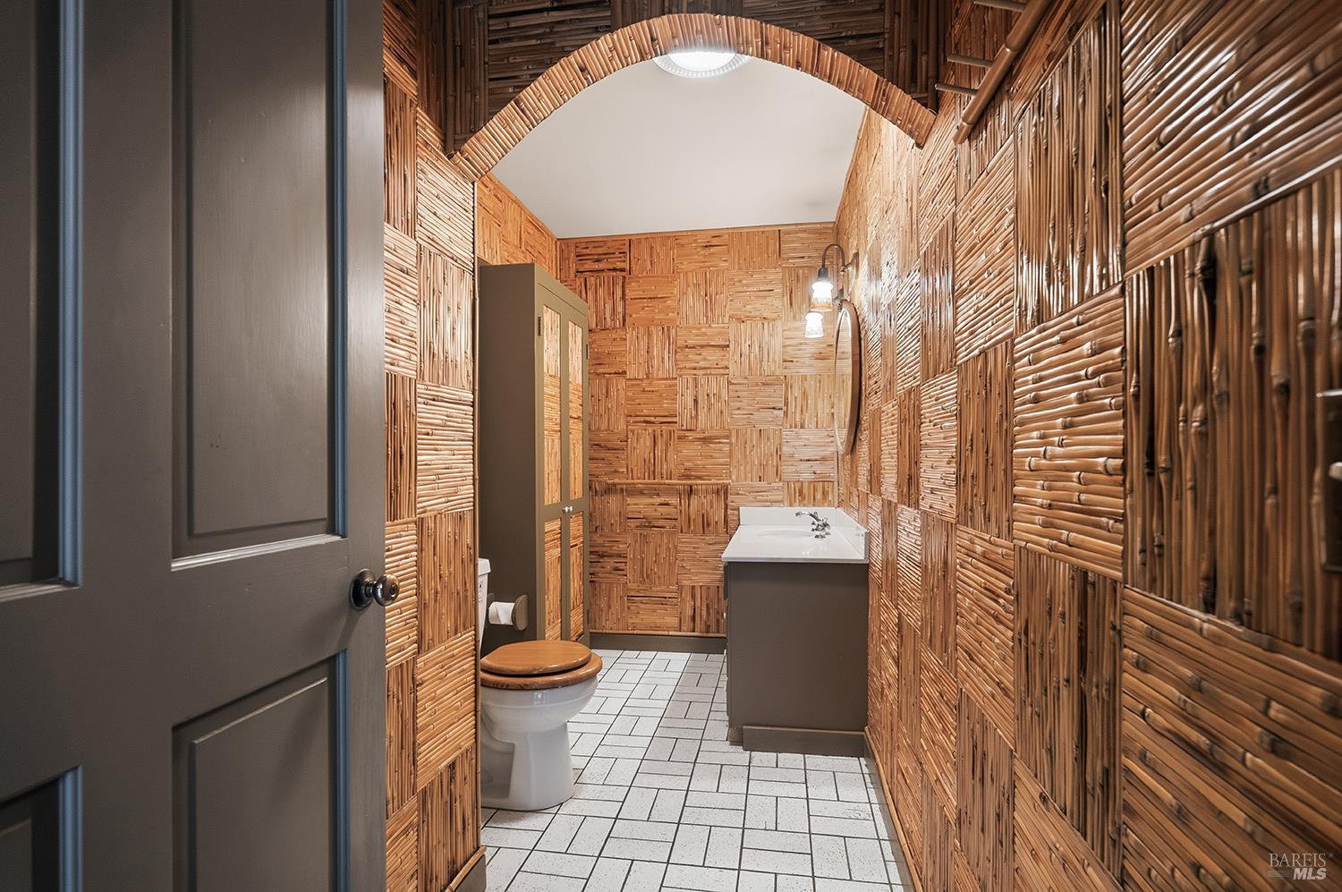 Detail Gallery Image 34 of 55 For 101 Laurel Grove Ave, Kentfield,  CA 94904 - 3 Beds | 2/1 Baths